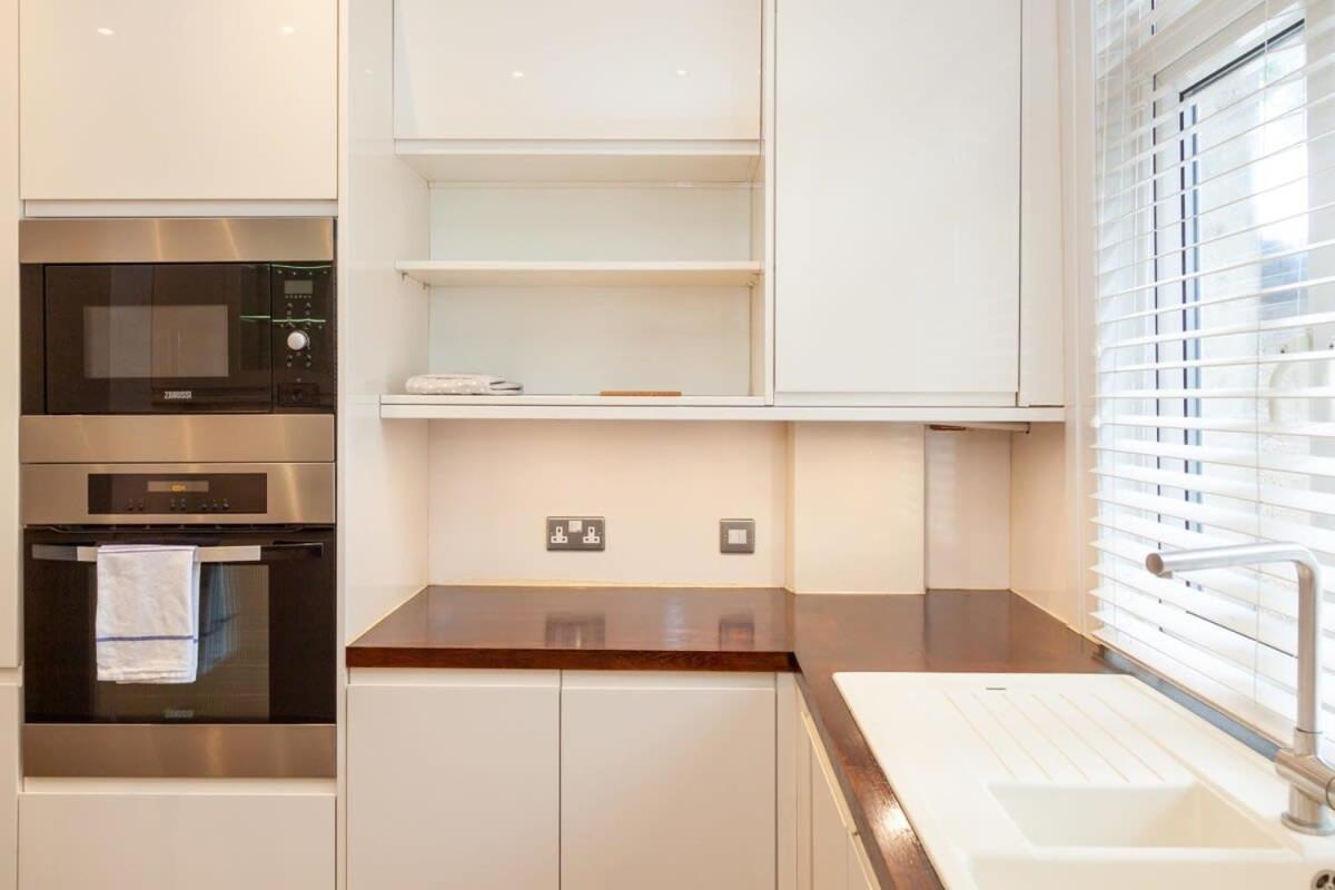 Spacious 2 Bedroom Maisonette In Stratford Londen Buitenkant foto