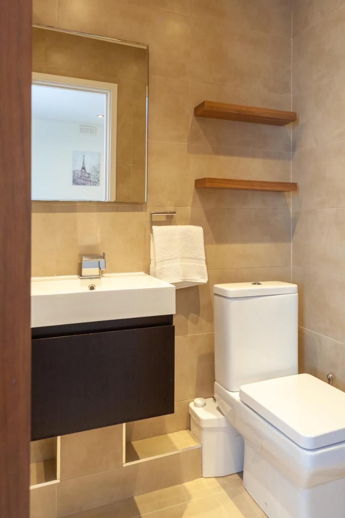 Spacious 2 Bedroom Maisonette In Stratford Londen Buitenkant foto